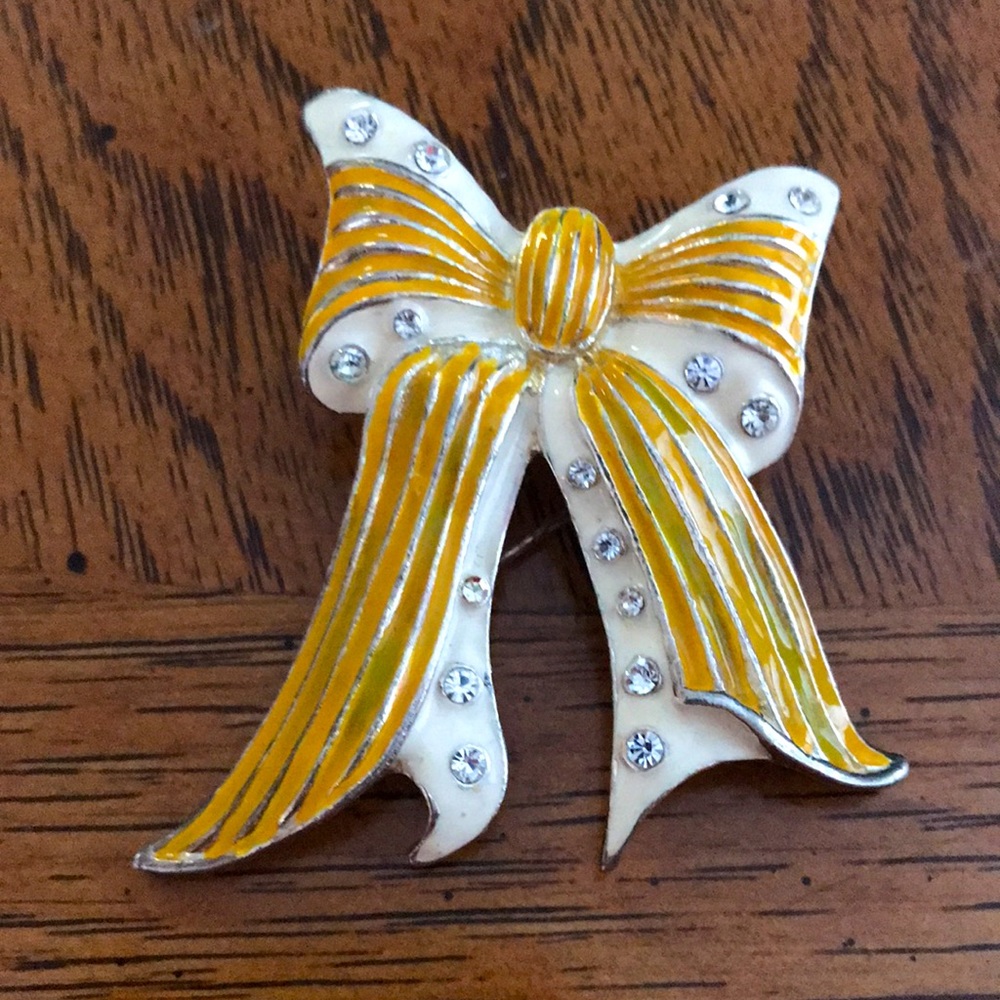 Vintage Best Co. Yellow White Enamel Rhinestone Bow